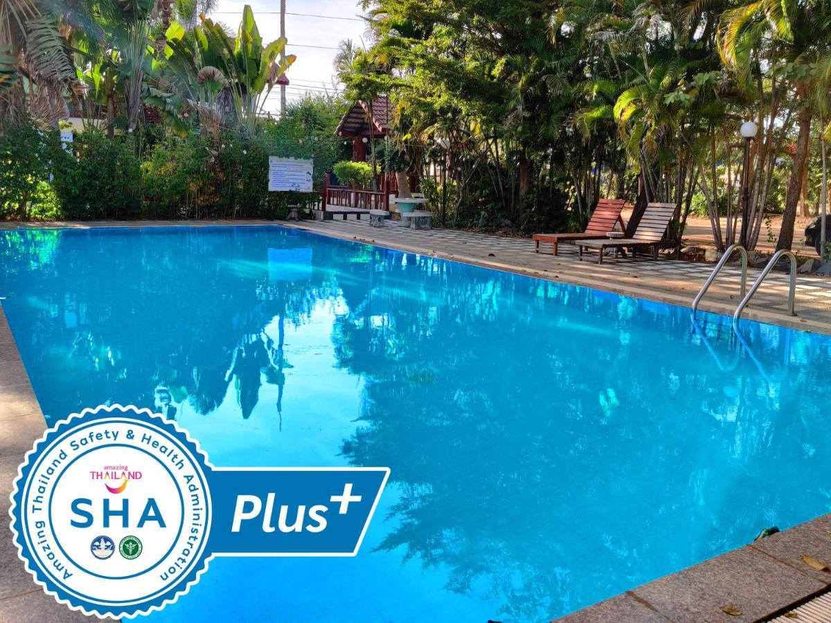 Thong Paeka Hotel Prasat Exterior foto